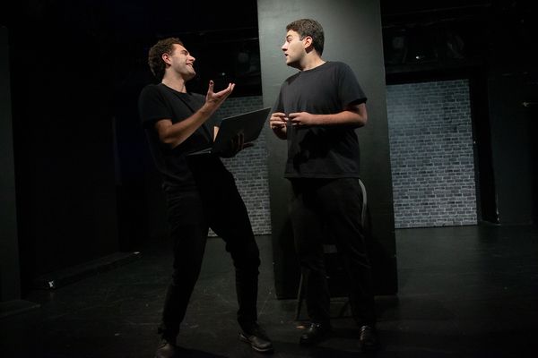 Elliot White, Harry White Photo